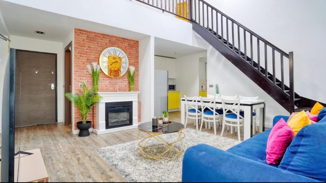 דירות פויאנה ברשוב Pentahouse Mountain Belle Vue מראה חיצוני תמונה